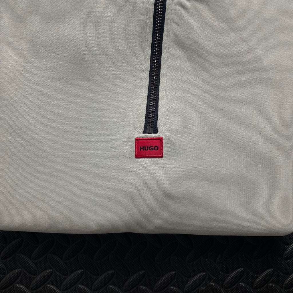 Hugo Boss Cream 1/4 Zip Sweatshirt / Mens Classic Fit L / 3693