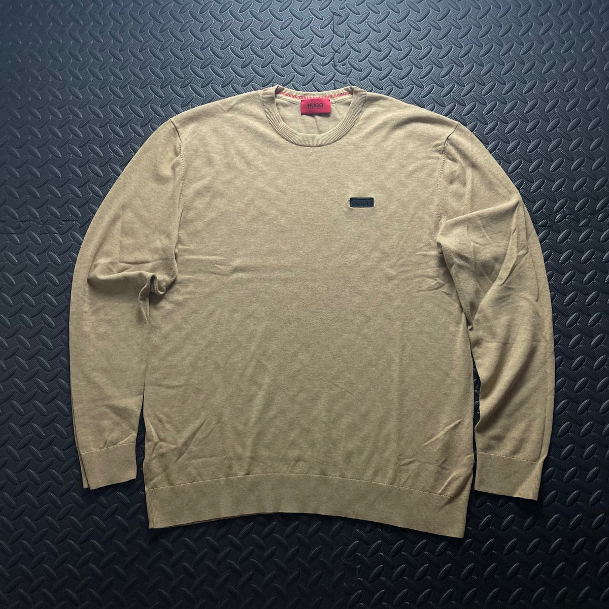 Hugo Boss Beige Crewneck Jumper | Men’s M / 3690