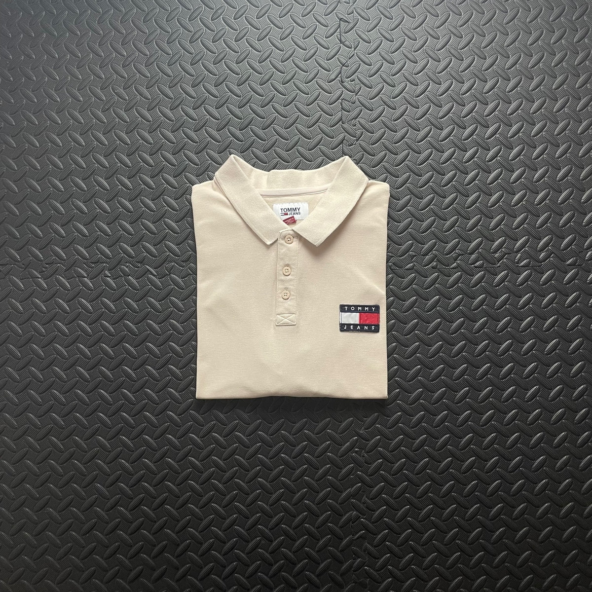 Tommy Hilfiger Cream Polo Shirt | Men’s Classic Fit L / 3196